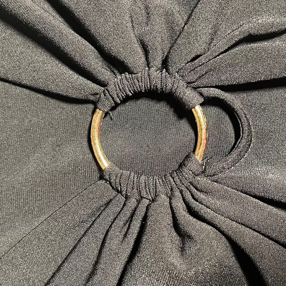 Michael Michael Kors Women’s Blouse. Long Sleeve. Plus size 2X. Unique neckline - Picture 4 of 6